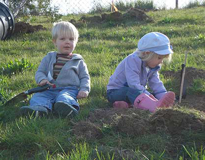 young-planters-i-205-by-teri-ruch